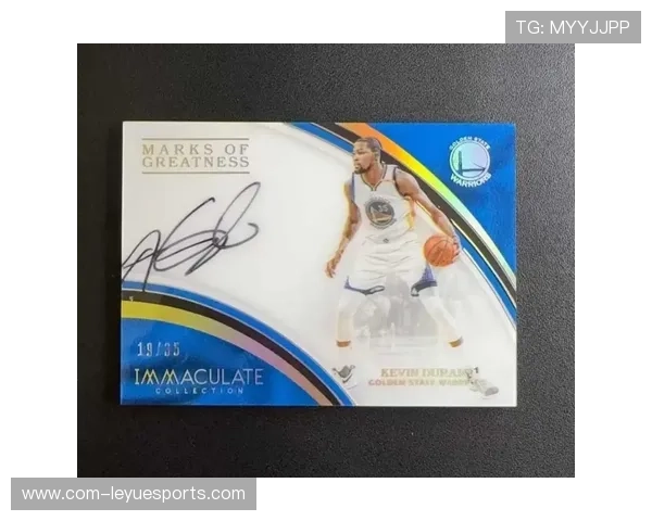 足球球星亲签限量礼盒价格揭秘值得收藏的球迷珍品